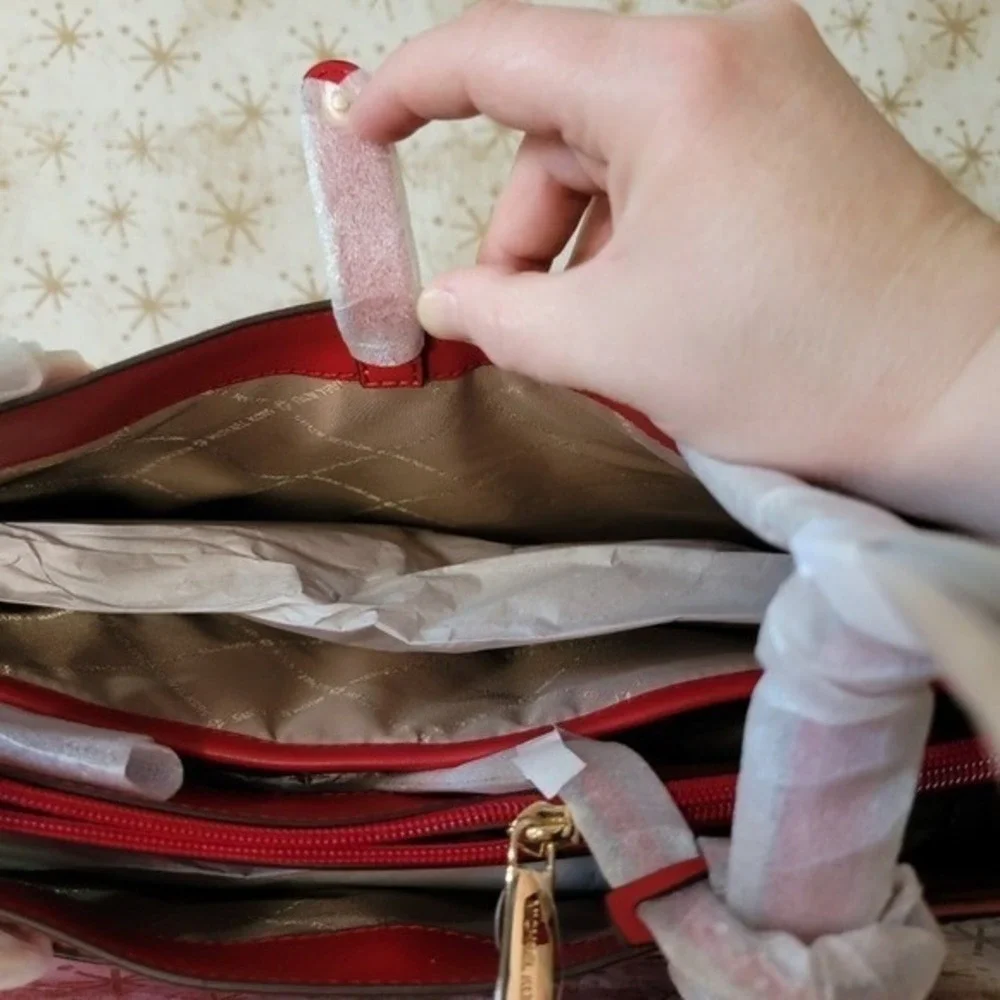 Michael Kors Red Tote‎ Bag with Structured Design - Picture 12 of 16